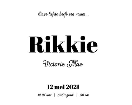 Mooie combinatie van lettertypes op je geboortekaartje